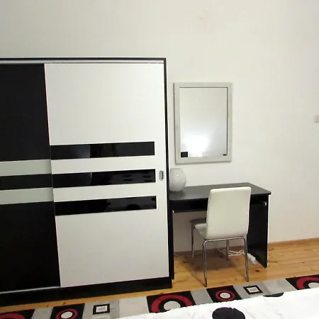 Apartment Lati's *